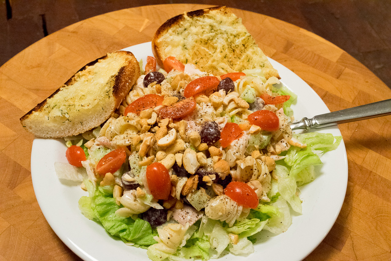 Pasta salad with chicken